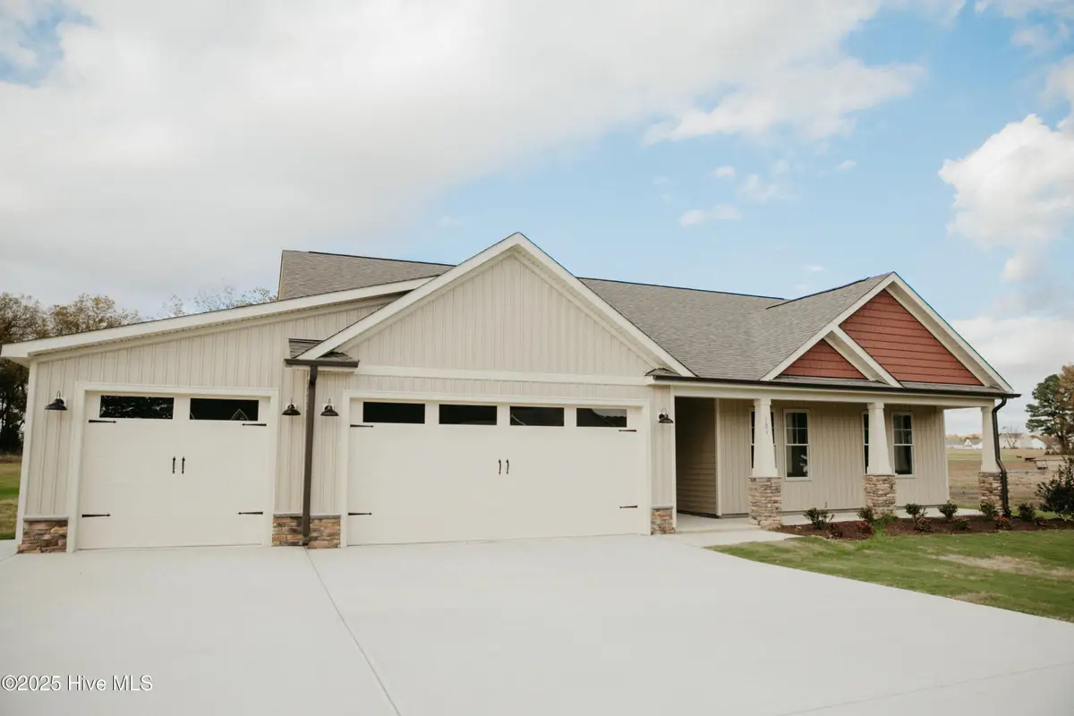 109 Lucky Lane, Pikeville, NC 27863 - Image #1