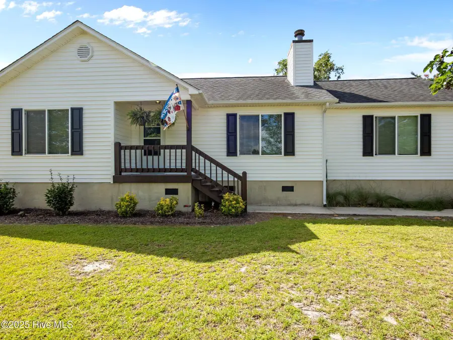 803 Wood Creek Drive, Hubert, NC 28539 - Image #3