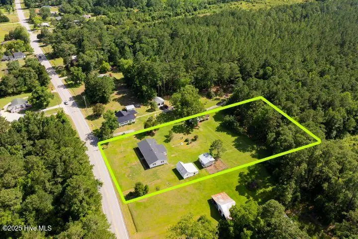 1738 Nc 306 Highway S, Grantsboro, NC 28529 - Image #1