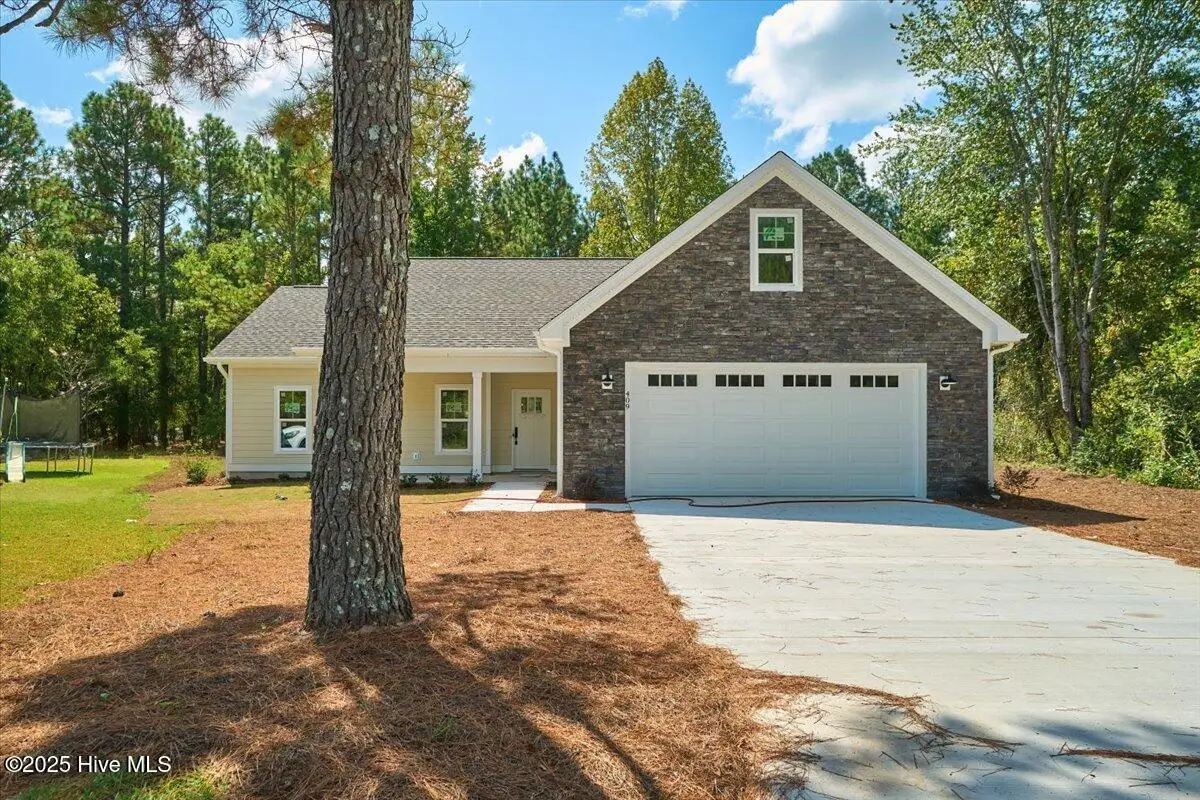 409 Teal Place, Vass, NC 28394 - Image #1