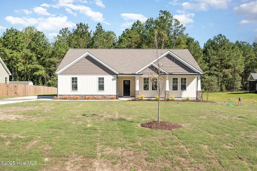 602 Tuscany Circle, Princeton, NC 27569 - Image #2