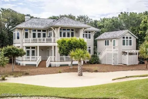 2 Fort Holmes Trail, Bald Head Island, NC 28461