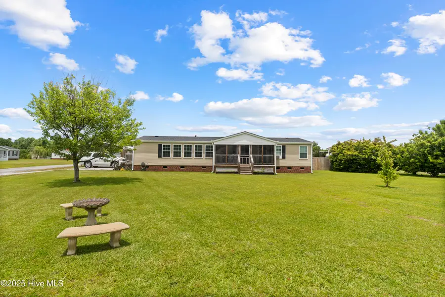 111 Hidden Creek Drive, Swansboro, NC 28584 - Image #2