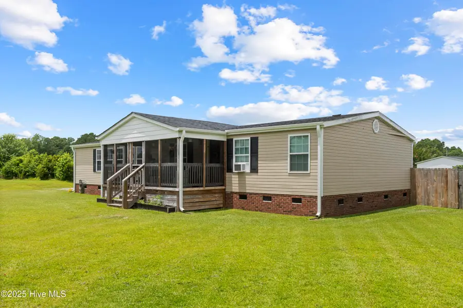 111 Hidden Creek Drive, Swansboro, NC 28584 - Image #3