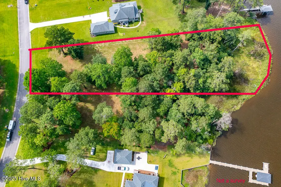 376 Southern Plantation Drive S, Oriental, NC 28571 - Image #2