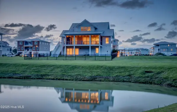 8124 Grand Harbour Court, Wilmington, NC 28411