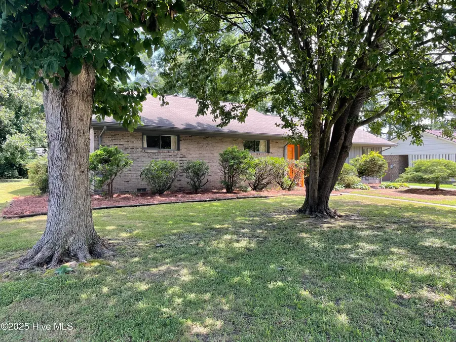 1106 Parkside Drive Nw, Wilson, NC 27896 - Image #2