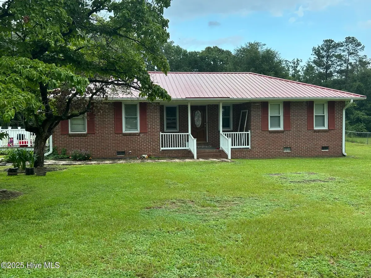 553 Horseshoe Circle, McColl, SC 29570 - Image #1