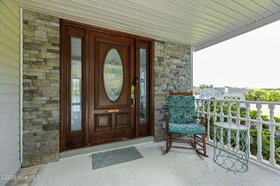 1074 Sea Gate Drive, Newport, NC 28570 - Image #2