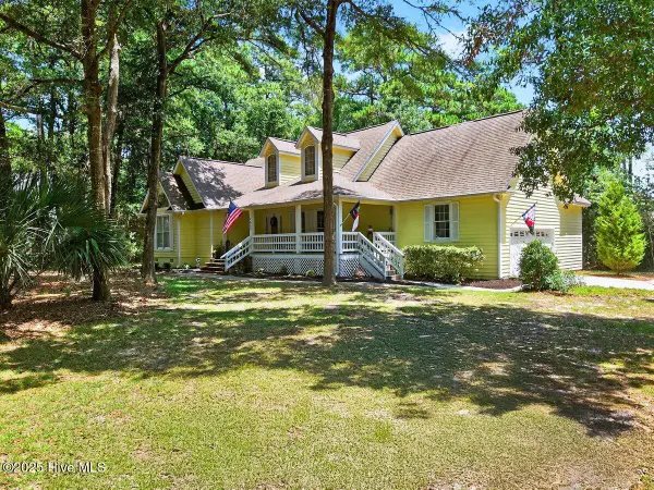 667 Spartina Court, Southport, NC 28461