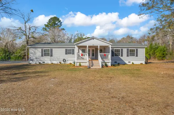 70 Little Pond Road, Rocky Point, NC 28457