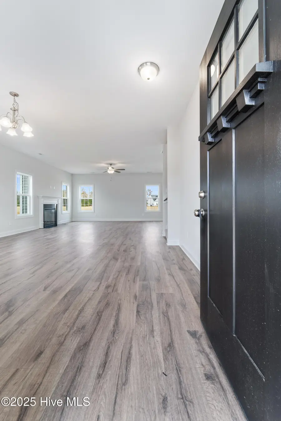 1856 Olde Towne Pointe Boulevard, Jacksonville, NC 28546 - Image #3