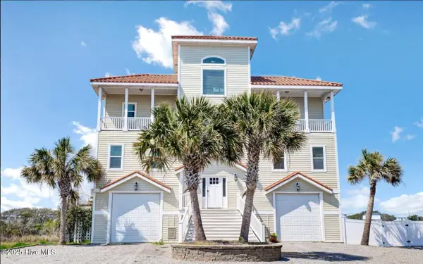 105 Bay Court, North Topsail Beach, NC 28460
