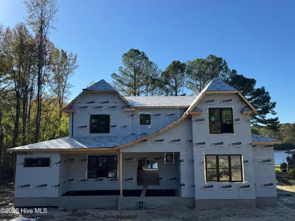 15 Goldenrod Drive, Whispering Pines, NC 28327