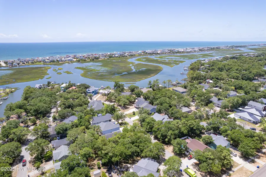 101 SW 17th Street, Oak Island, NC 28465 - Image #3