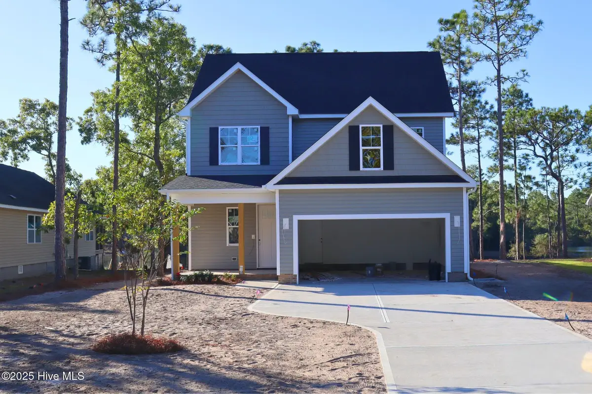 560 Kennedy Circle, Southport, NC 28461 - Image #1