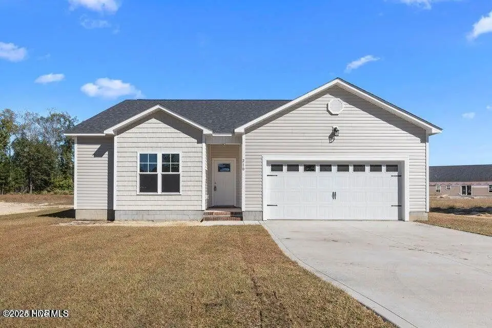 310 E Theriault Court, Jacksonville, NC 28540 - #1