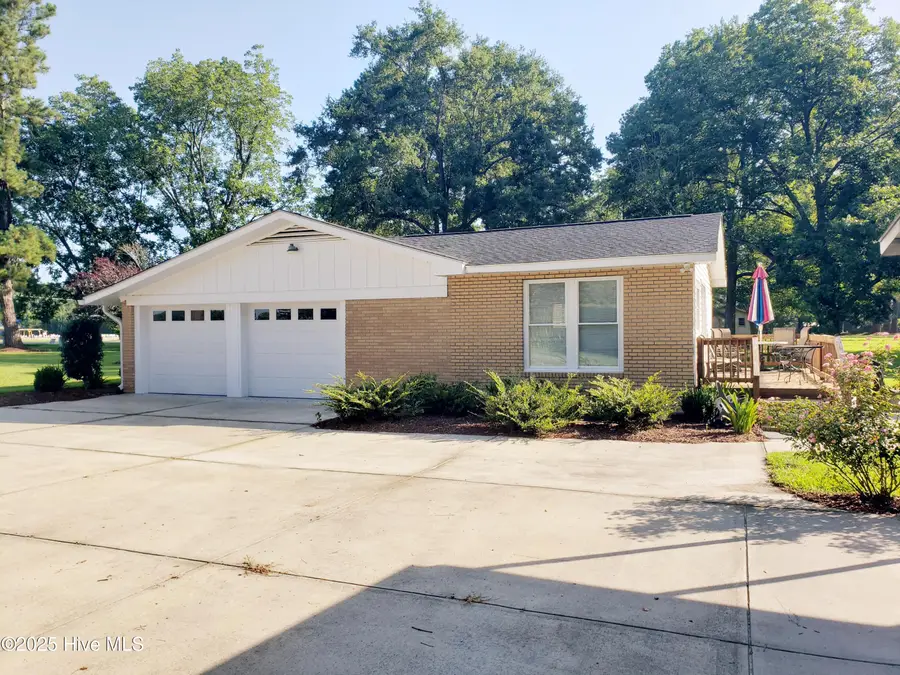 6447 James B White Highway S, Whiteville, NC 28472 - Image #3