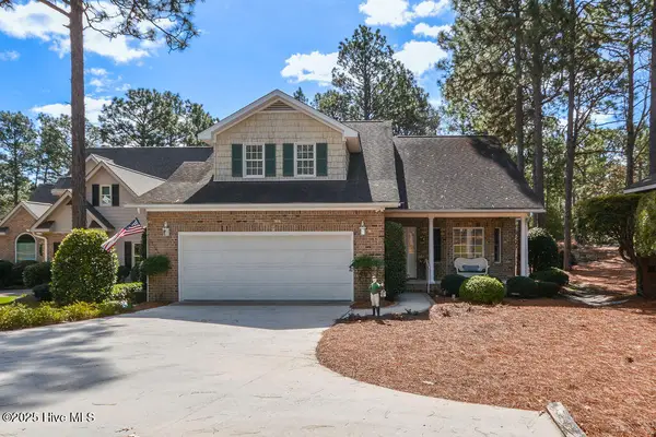 2 Hunter Court, Southern Pines, NC 28387