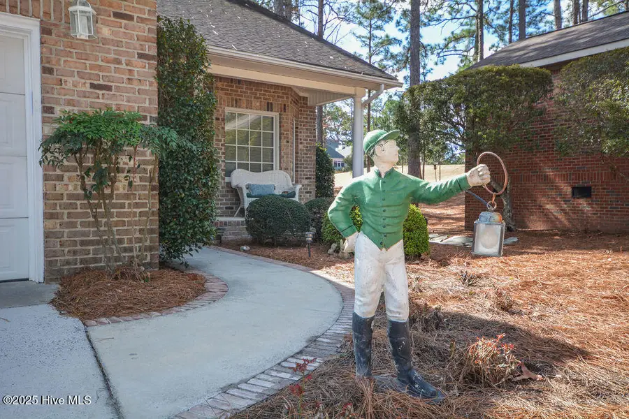 2 Hunter Court, Southern Pines, NC 28387 - Image #3
