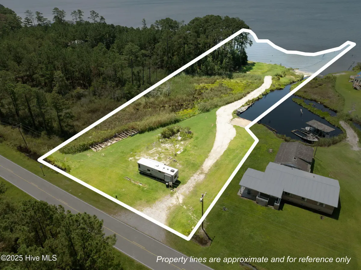 287 Old Pamlico Beach Road W, Belhaven, NC 27810 - Image #1