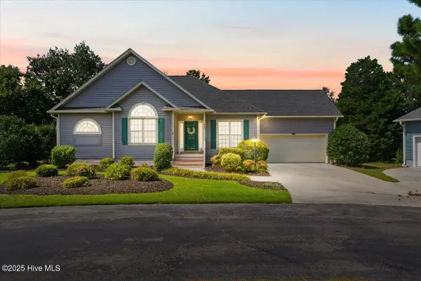 4135 Preston Place Se, Southport, NC 28461