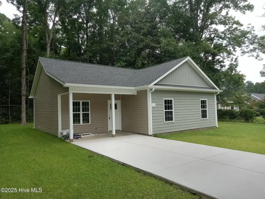 111 E Oliver Street, Whiteville, NC 28472 - Image #3