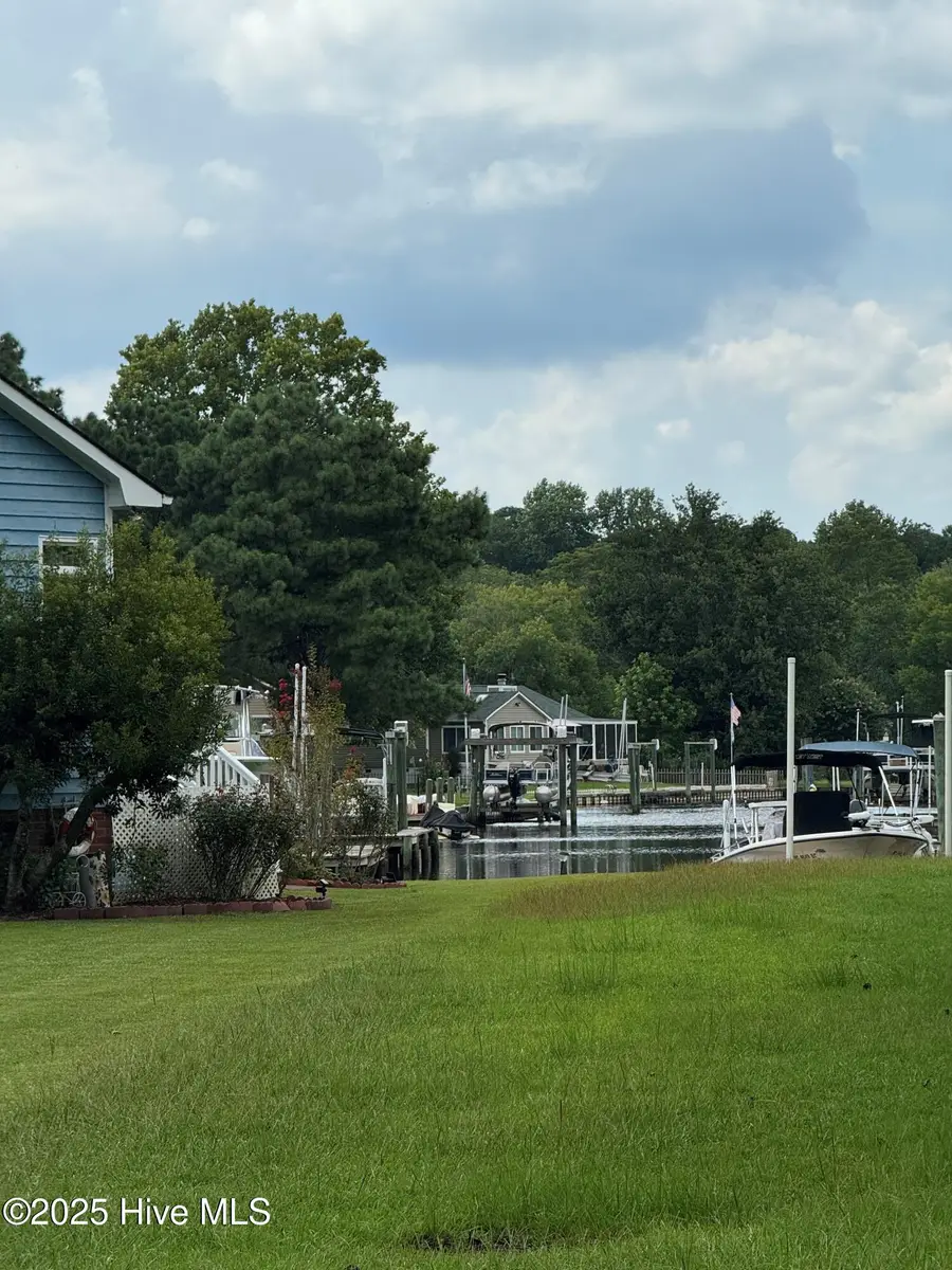 113 Channel Run Drive, River Bend, NC 28562 - Image #3