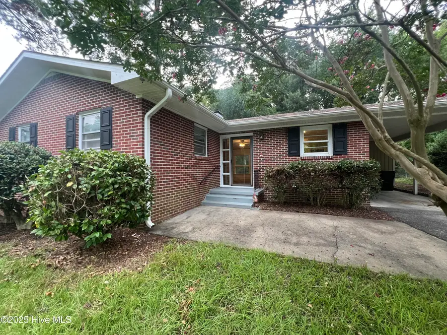 245 S Hillcrest Drive, Goldsboro, NC 27534 - Image #2