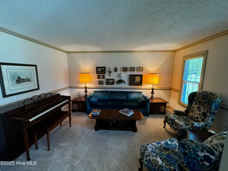 109 Chatham Pass, Trent Woods, NC 28562 - Image #2