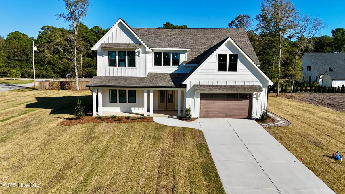 207 Club Point Drive, Cape Carteret, NC 28584 - Image #1