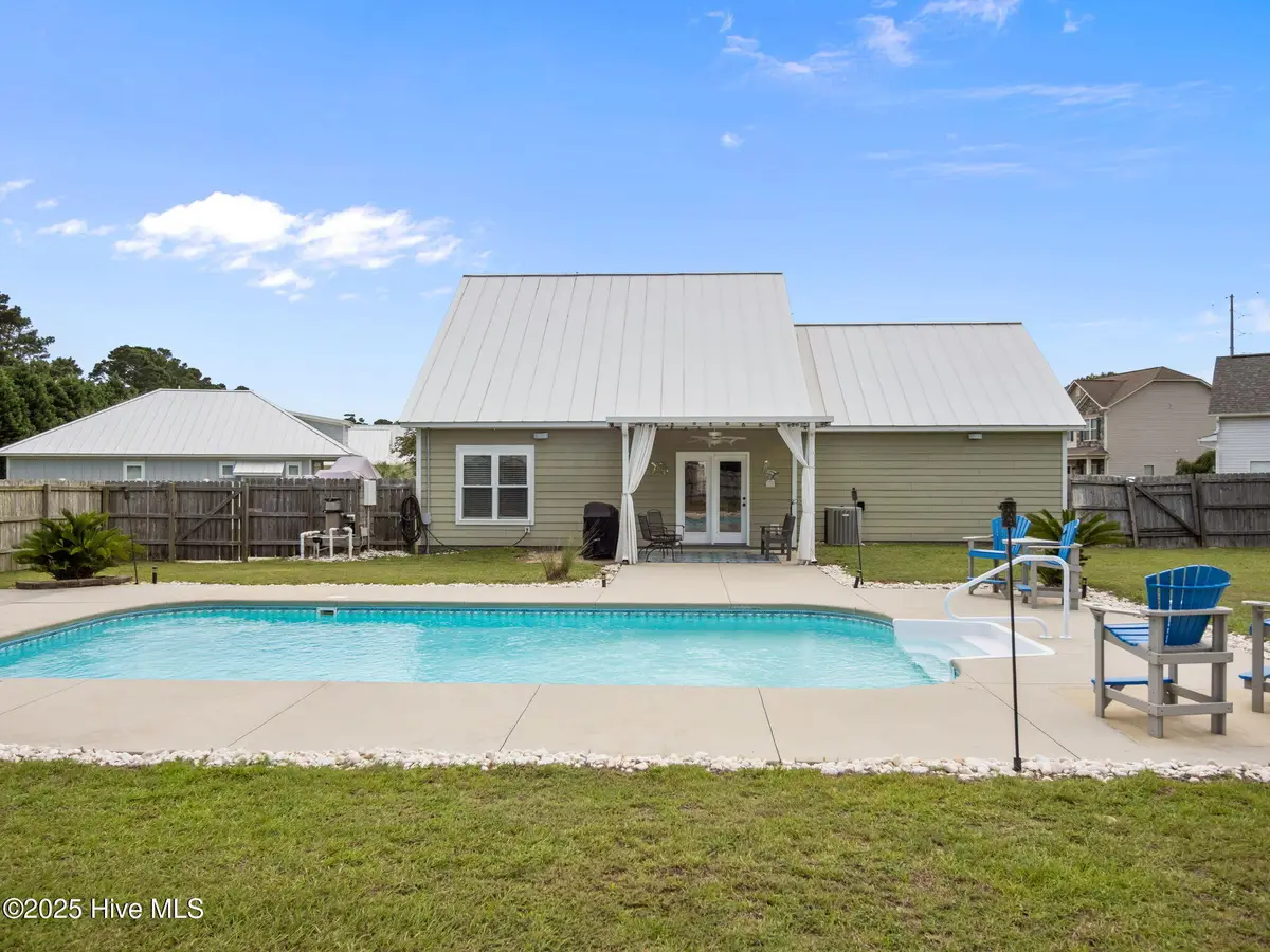 101 Elis Landing Lane, Newport, NC 28570 - #1