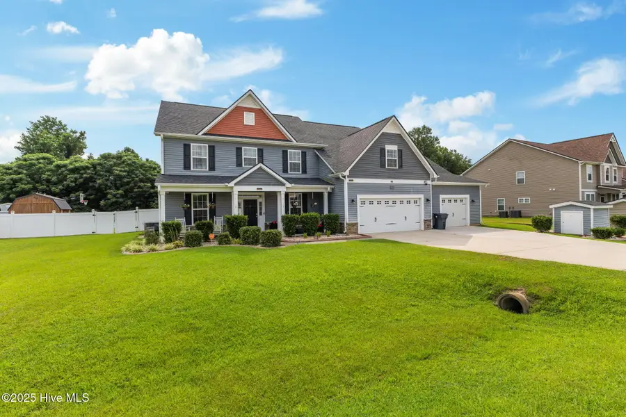 609 Thornbrooke Drive, Hope Mills, NC 28348 - Image #3