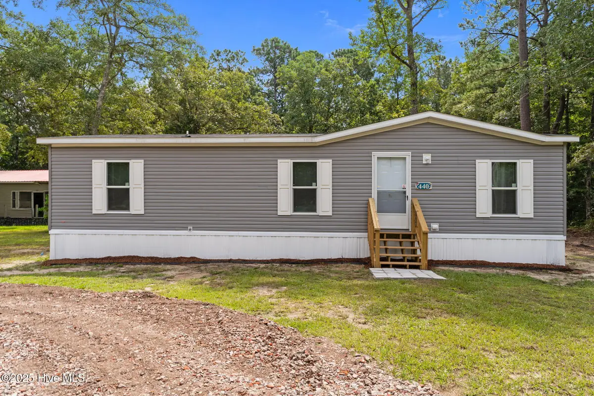 440 Stone Chimney Road Sw, Supply, NC 28462 - Image #1