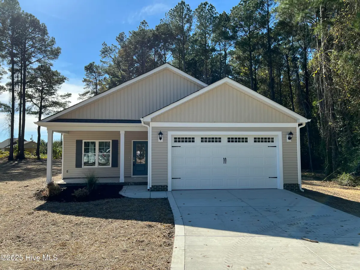 1752 Cardinal Drive, Deep Run, NC 28525 - Image #1