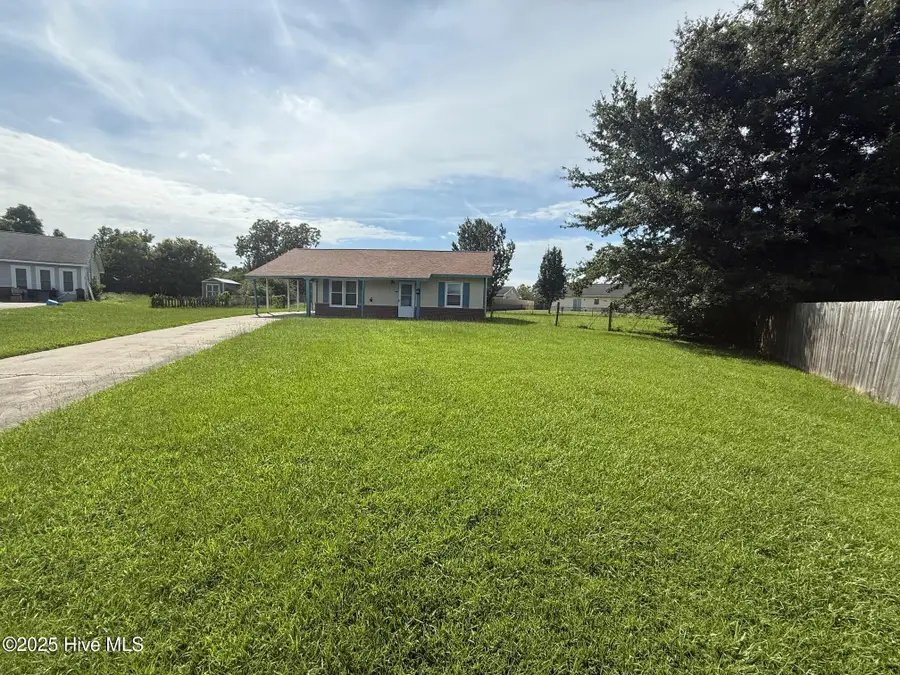 1037 Yukon Court, Jacksonville, NC 28546 - Image #2