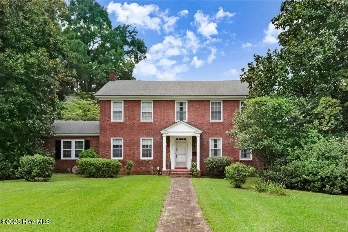 206 Summit Avenue, Kinston, NC 28501 - Image #1