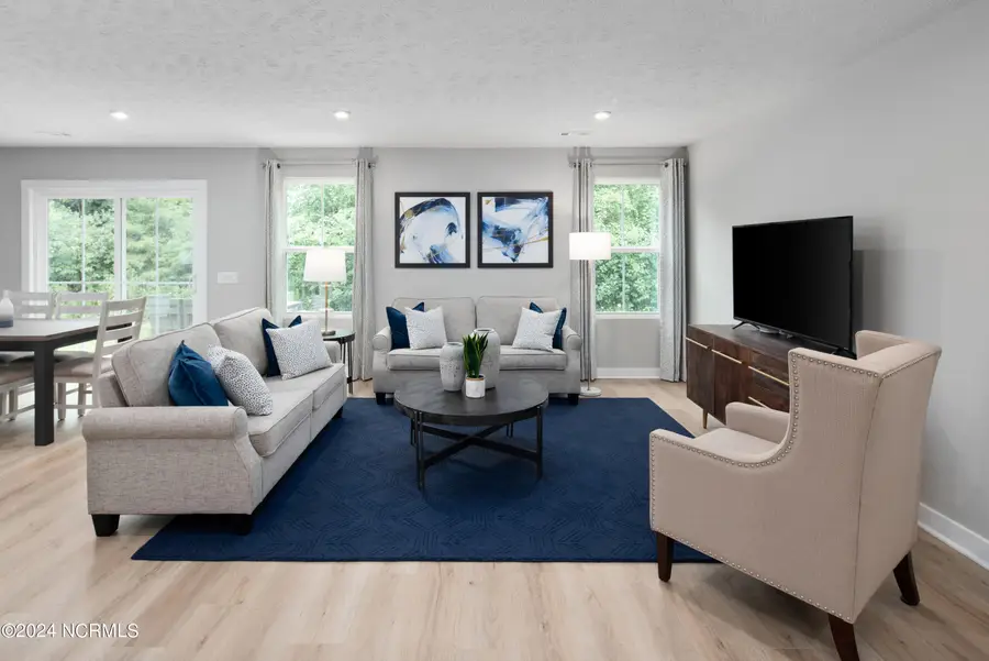 4065 Farmfield Drive, Navassa, NC 28451 - Image #2