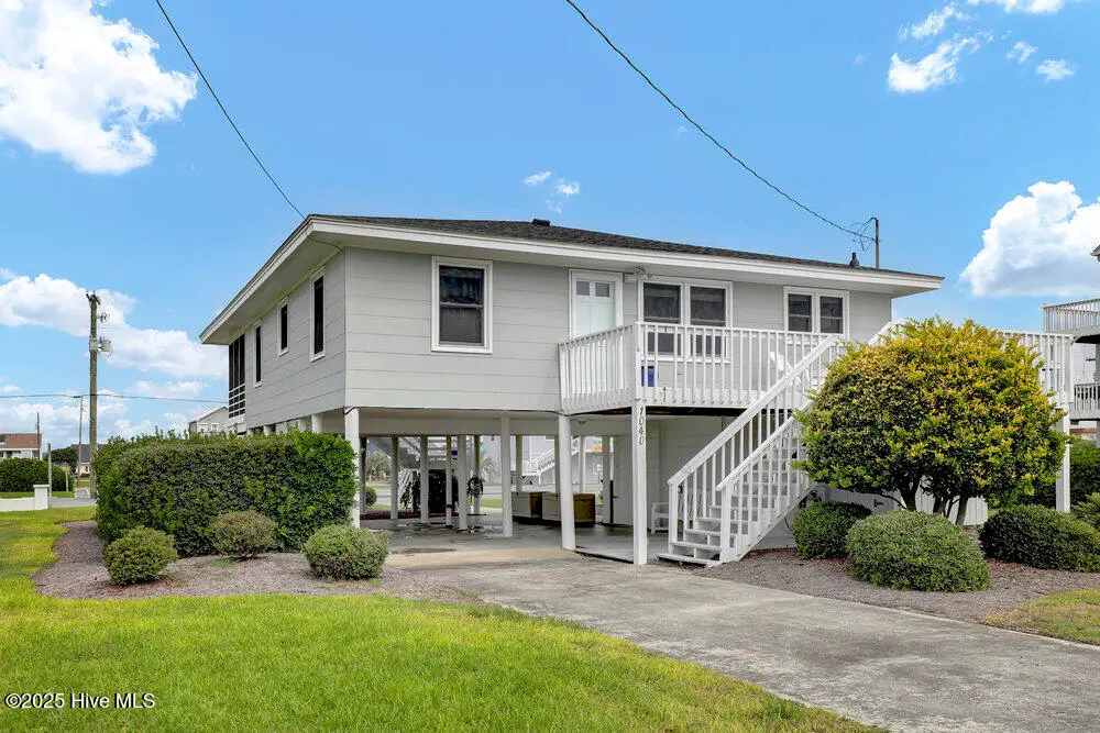 1040 Ocean Boulevard, Topsail Beach, NC 28445 - Image #1