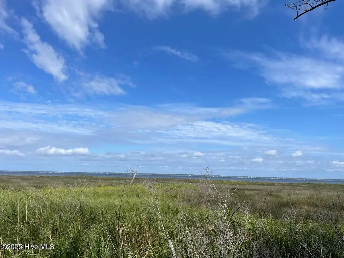 237 Garbacon Drive, Beaufort, NC 28516 - Image #1