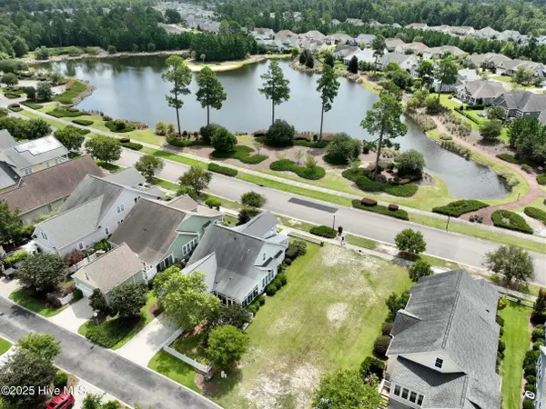 2037 Shelmore Way, Leland, NC 28451