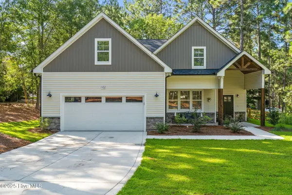 102 Dartmoor Lane, West End, NC 27376