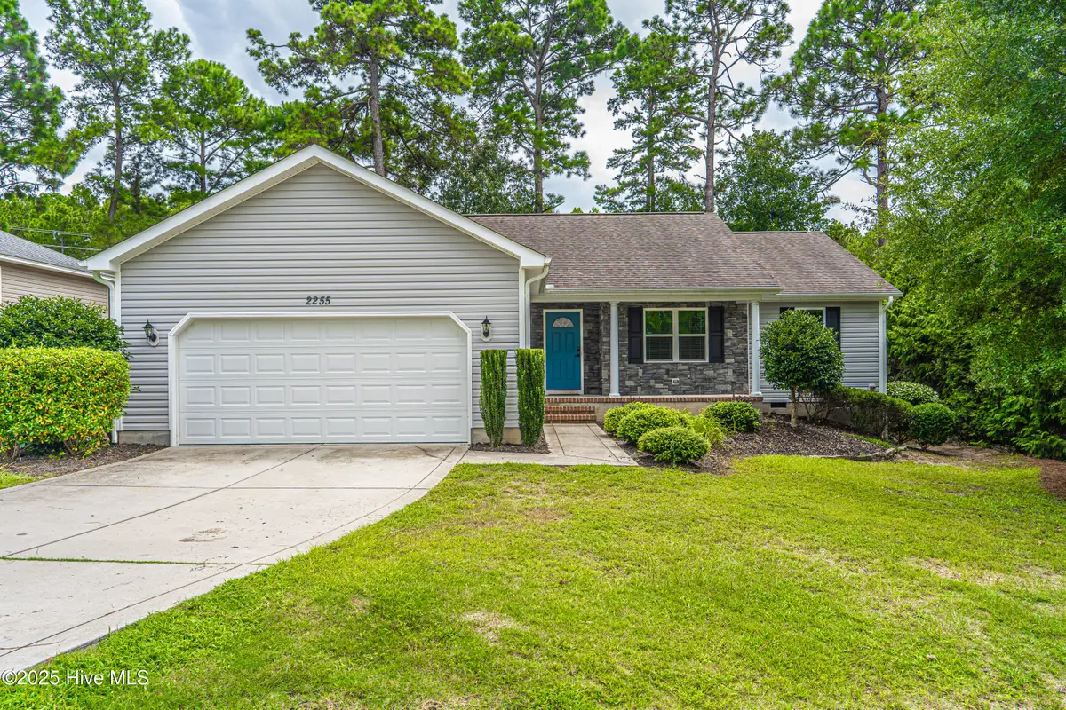 2255 Longleaf Drive W, Pinehurst, NC 28374 - Image #1