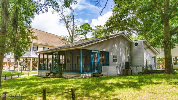 44 Pecan Lane, Grantsboro, NC 28529