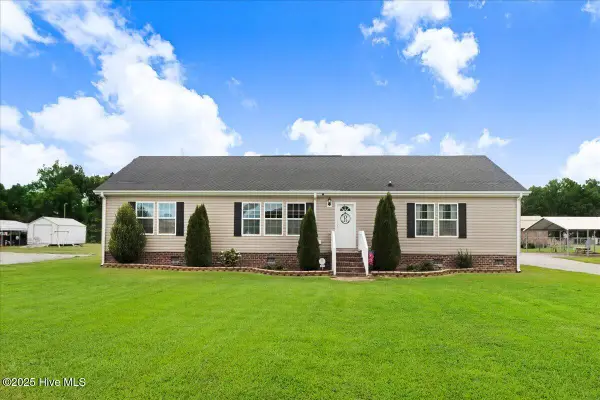 3810 Coldwater Creek Drive, Grifton, NC 28530