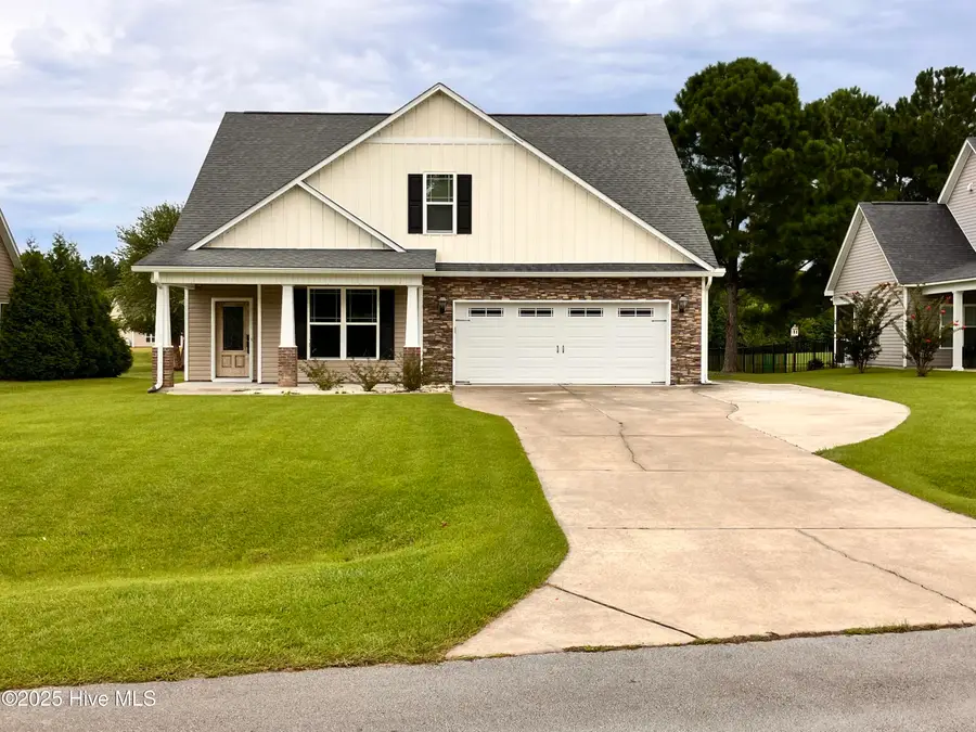 405 Antioch Lakes Road, New Bern, NC 28560 - Image #2