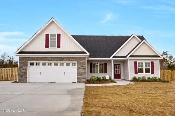 11 Peach Bluff, Burgaw, NC 28425