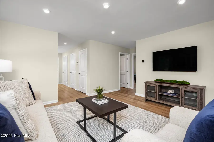 564 Bell Creek Avenue Ne, Winnabow, NC 28479 - Image #3