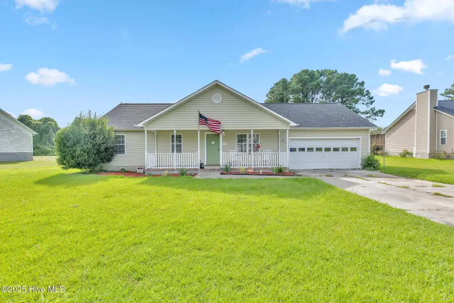 119 Lawndale Lane, Sneads Ferry, NC 28460 - Image #2