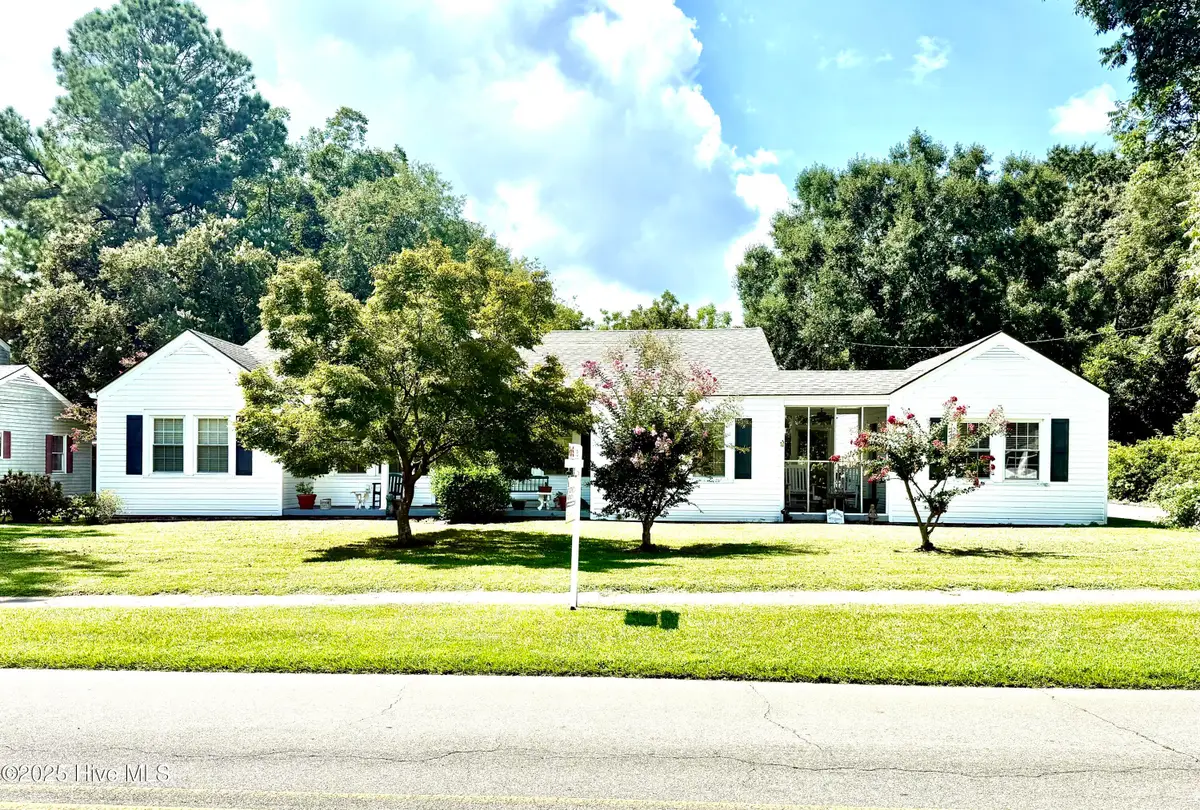 617 N Church St. Street, Mount Olive, NC 28365 - Image #1